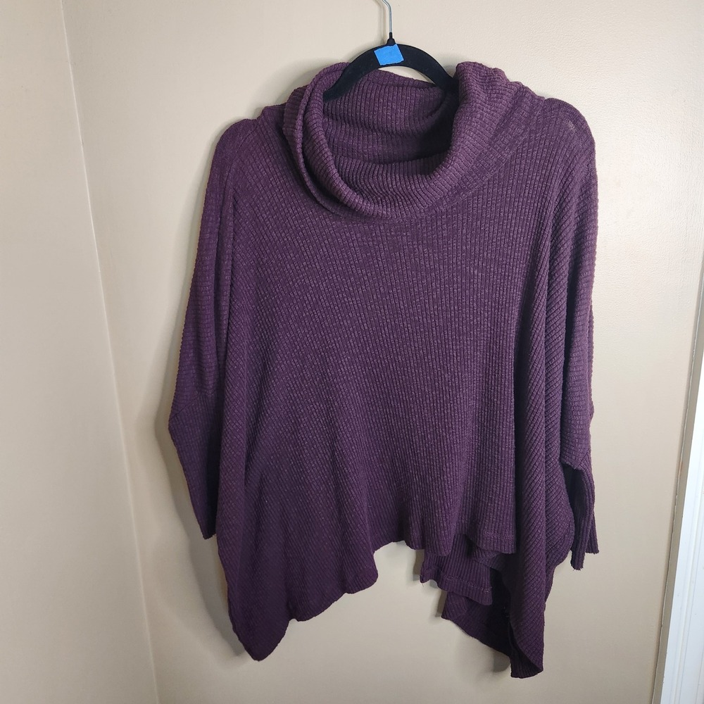 FP Beach World Traveler Cowl Neck Tulip Back Burgundy Sweater M